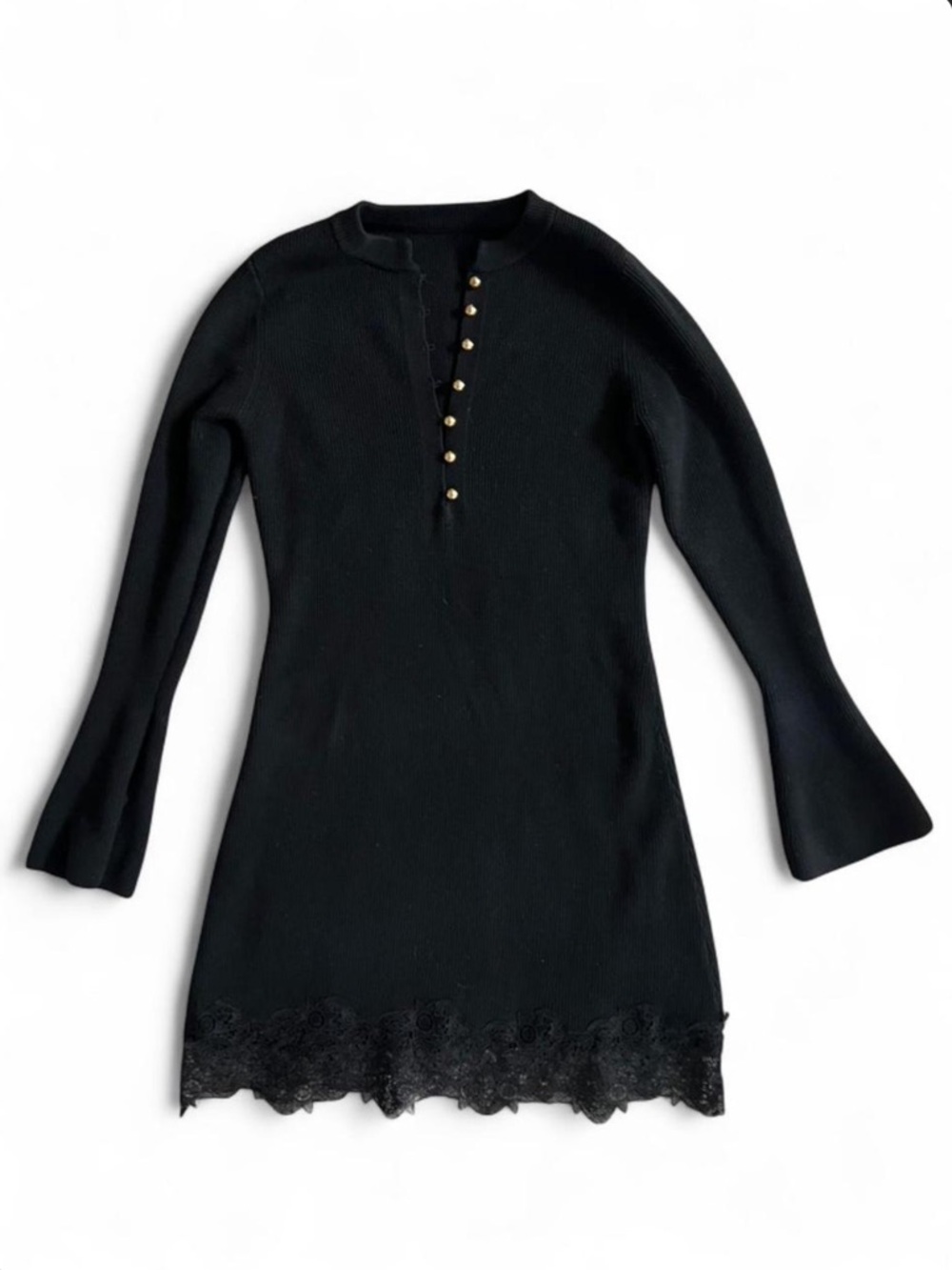Commense Black Knit Top with White Brand Tag